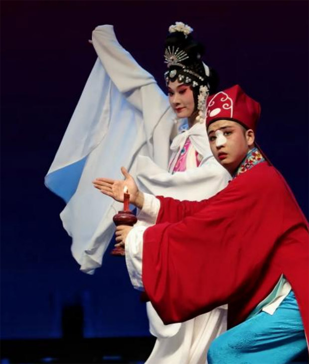 重慶外語外事學院：“萬”“項”煥新啟新程，復興劇場綻風華