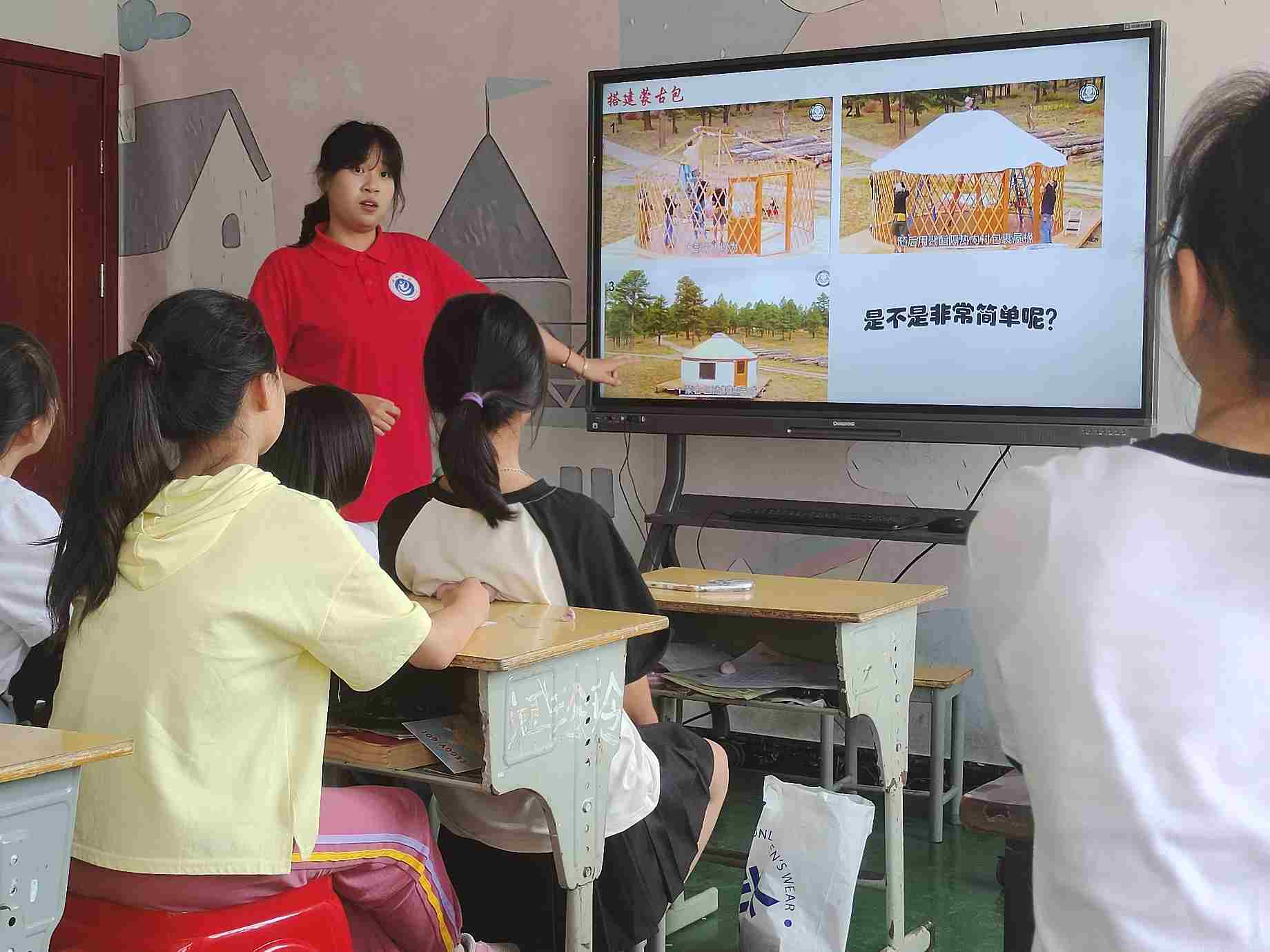 池州學院學子“踏丁香，傳知識”