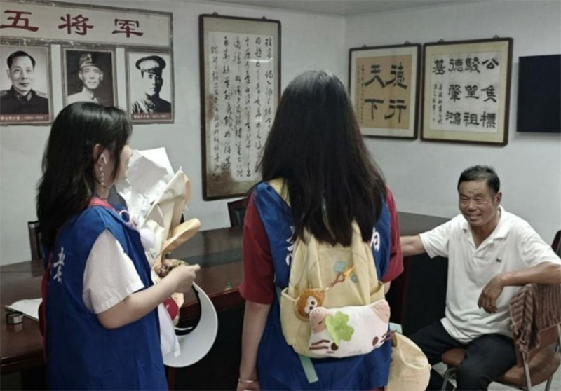 安徽理工大學(xué)“史海拾遺尋蹤隊(duì)”溯紅色歲月，燃青春芳華