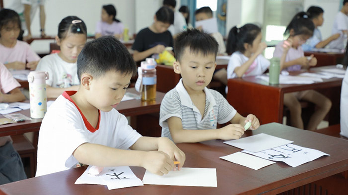 當科普青年“遇上”翁城娃：趣味課堂點燃科學星火