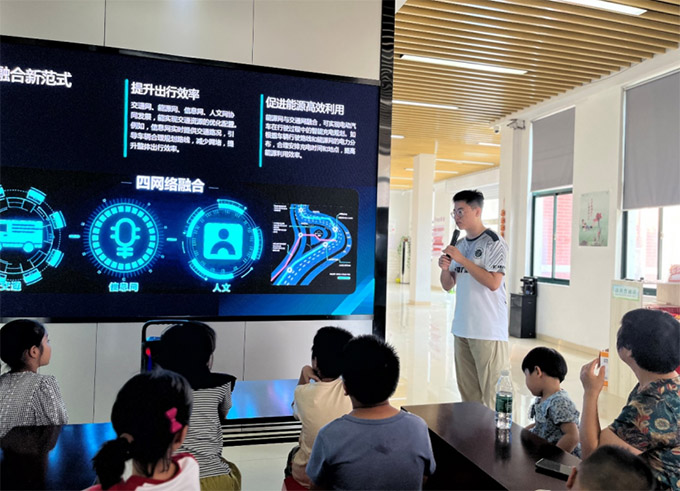 中國礦業大學電氣工程學院“綠能薪火·清泉永續”實踐團開展低碳社區構建主題宣講