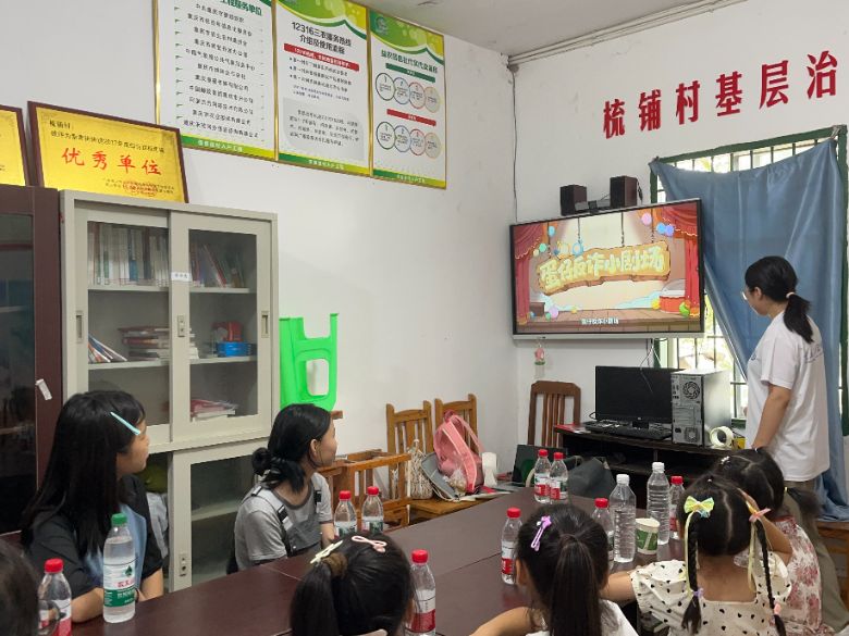 巧借動畫筑防線，深耕童心啟慧眼