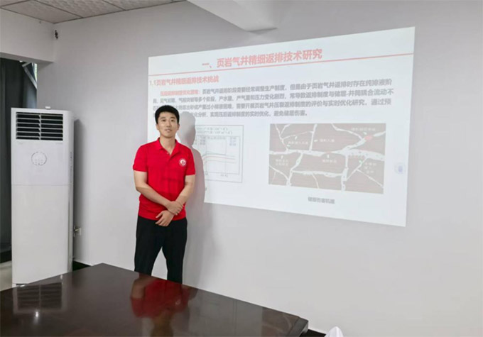 學在產業一線，悟在實踐成長