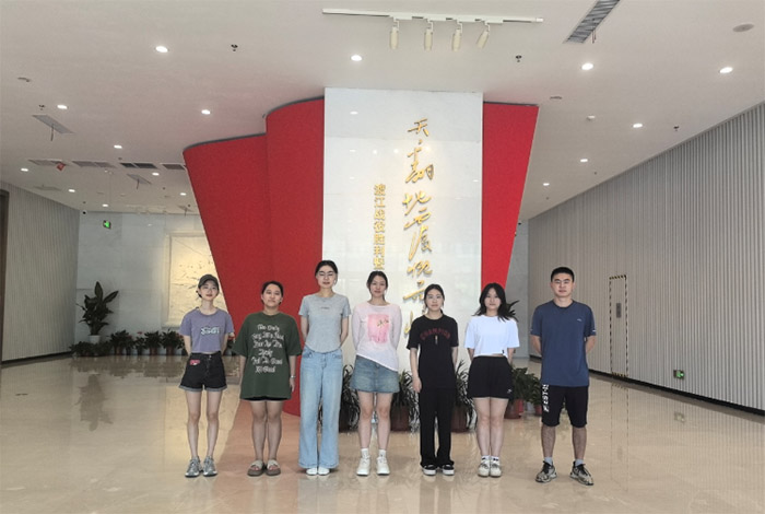 南京審計(jì)大學(xué)“梅渡薪火”小分隊(duì)：尋訪紅色足跡，傳承革命精神