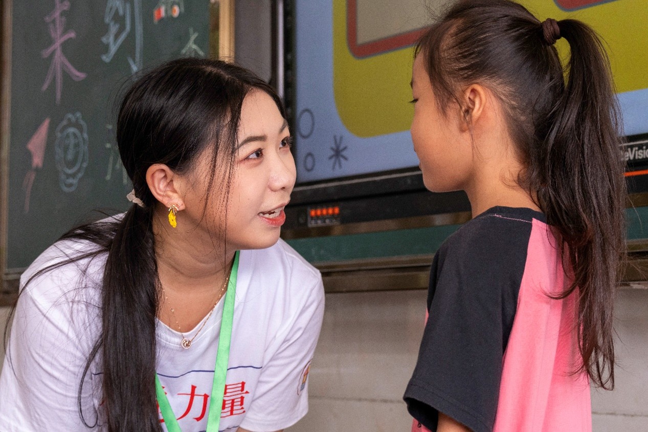 向陽花公益組學(xué)團(tuán)隊沐曦隊一營順利舉辦“陽光能量島”主題教育活動