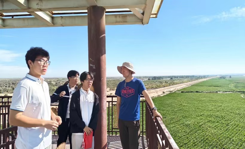 參觀曉生態(tài)變化 座談促校企交流丨長大學(xué)子赴內(nèi)蒙社會實(shí)踐