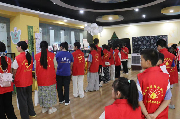 內江師范學院暑期三下鄉：關愛的雙向成長課