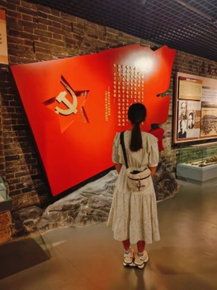 曲阜師范大學(xué)翻譯學(xué)院暑期社會實(shí)踐——重溫青島黨史，感悟紅色精神