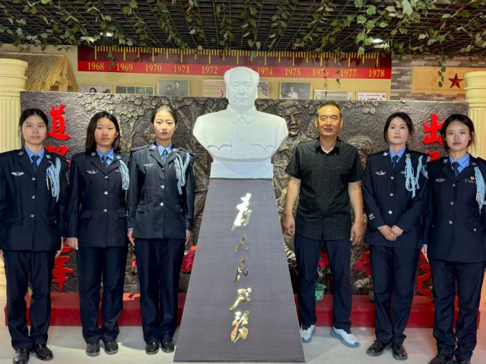 薪火傳承潤邊疆 知行合一育新苗