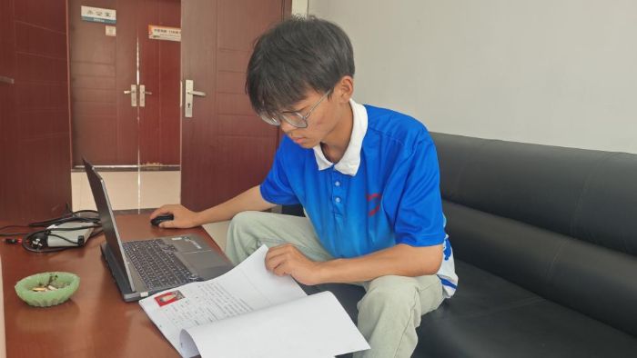 煙職學(xué)子與傳承人共探海陽(yáng)傳統(tǒng)文化