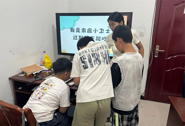 安中醫(yī)學(xué)子赴蔡廟鎮(zhèn)助力鄉(xiāng)村振興與中醫(yī)藥傳承