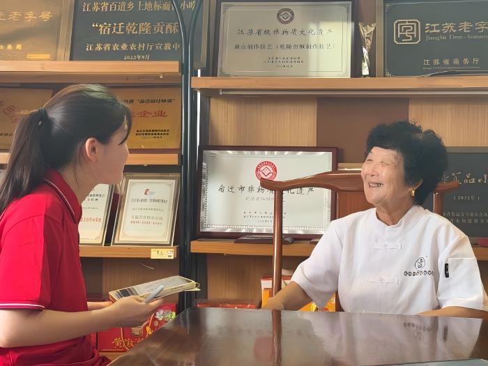 皂河尋蹤承古韻 學(xué)子問(wèn)藝葉書華