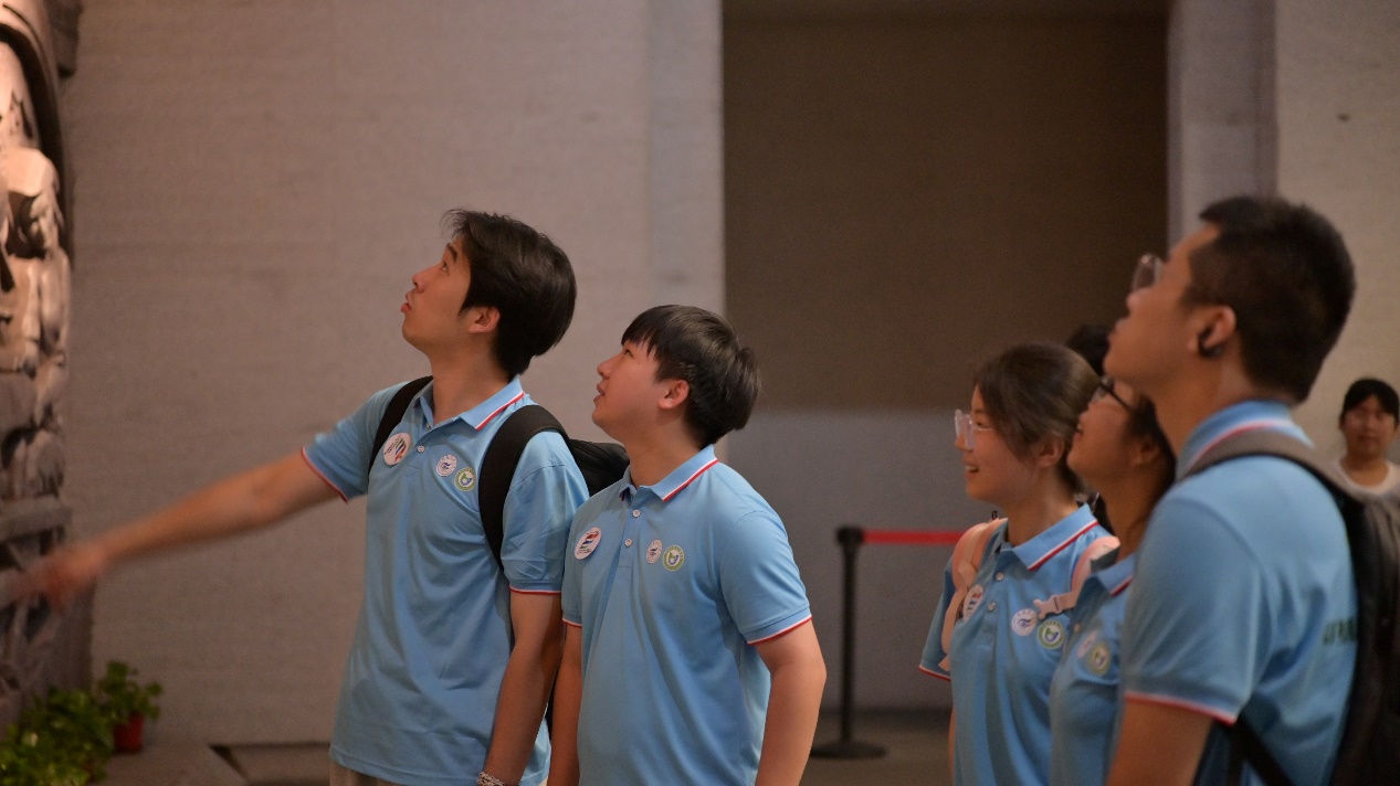 桂林學子三下鄉：深入貫徹精神勤學習 走進柳博考察增見識