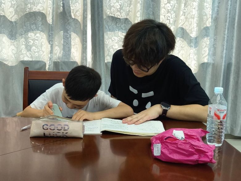 溫情輔導伴成長，安全知識護童心