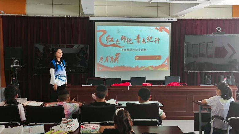 塔里木大學兵團精神尋訪實踐團 ——赴西華苑社區為孩童播撒兵團精神火種