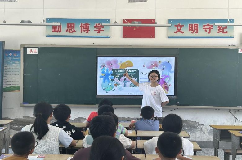 科普結核知識 守護健康成長 ——合肥大學“共鐫曙光隊”開展結核病防治主題課程分