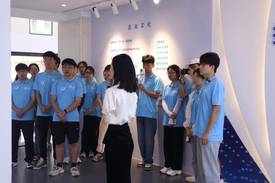 桂工學子三下鄉：參觀廣西桂潤環境科技有限公司