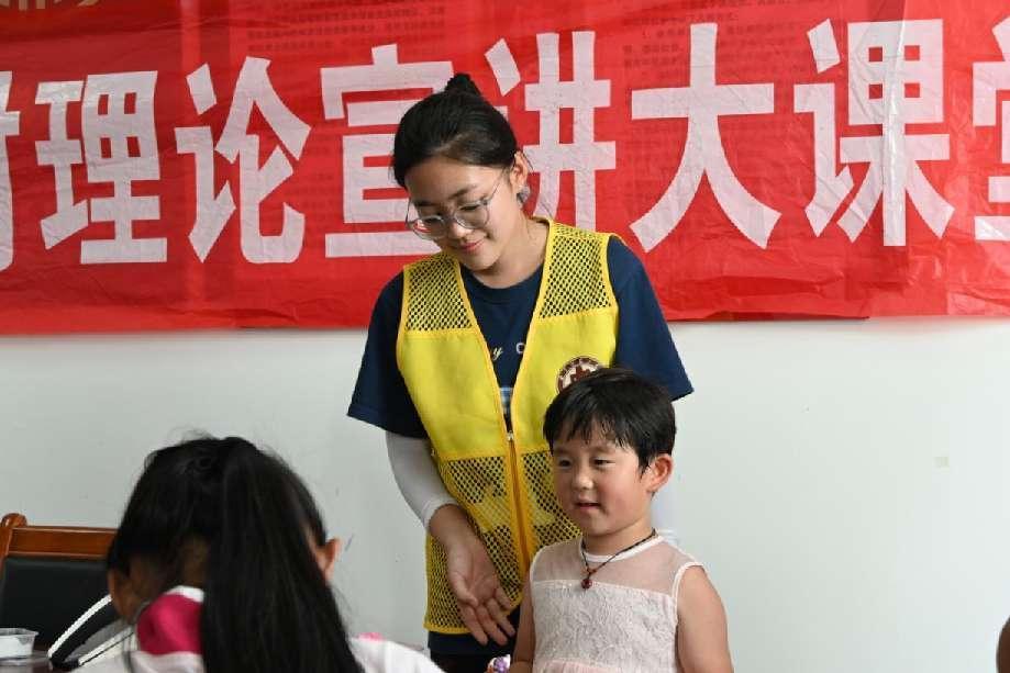 山東學(xué)子三下鄉(xiāng)：暑期“鄉(xiāng)”遇 相伴攜行