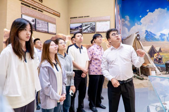 解碼高原交通智慧，共話“兩路”精神傳承 長安大學弘揚“兩路”精神實踐隊走進青海省交規院