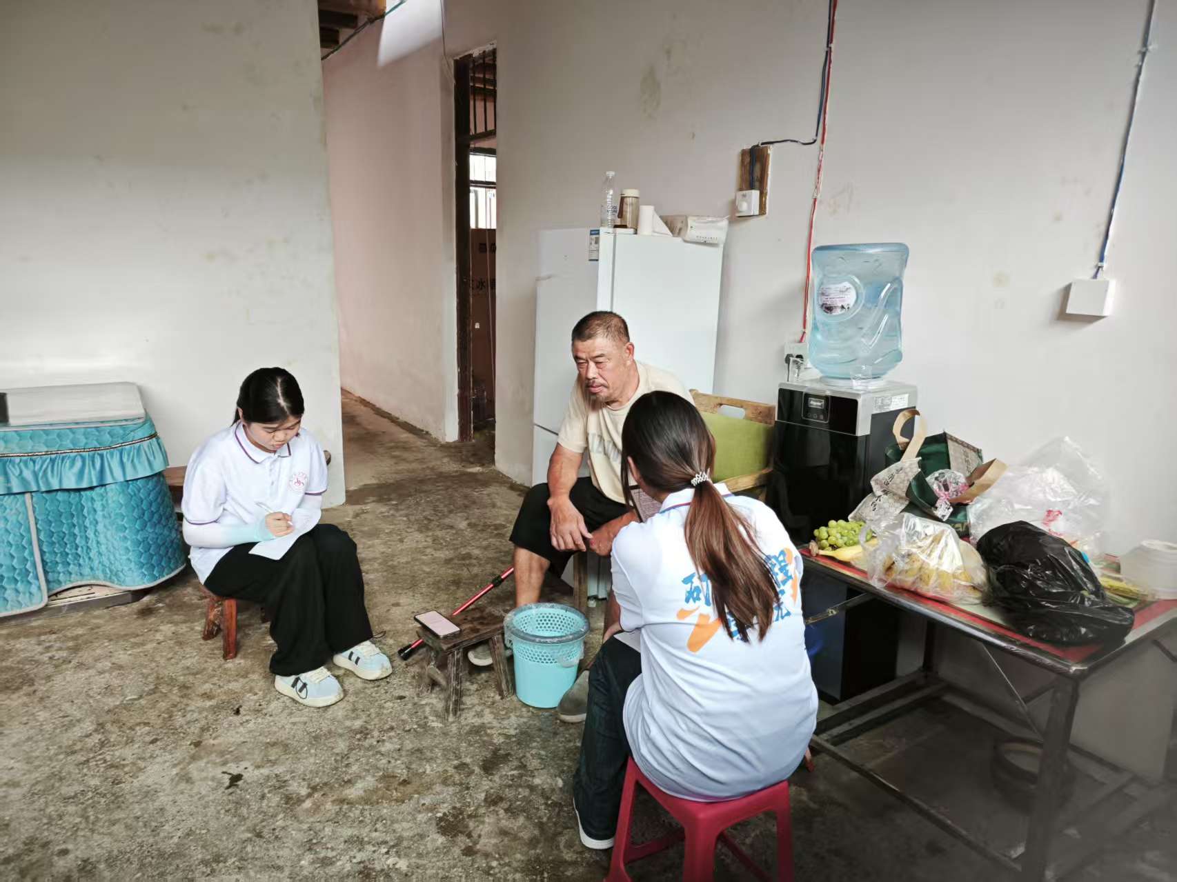 青春聚力共克時(shí)艱，民族團(tuán)結(jié)情暖榕江－－貴州理工學(xué)院“時(shí)代好青年隊(duì)”赴黔東南榕江開(kāi)展民族團(tuán)結(jié)主題實(shí)踐活動(dòng)