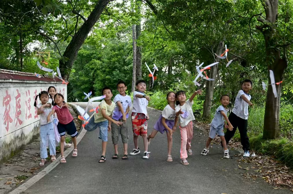 贛地傳薪火，青春淀芳華 ——南京航空航天大學(xué)“虔南星火”團隊第四日支教活動記錄