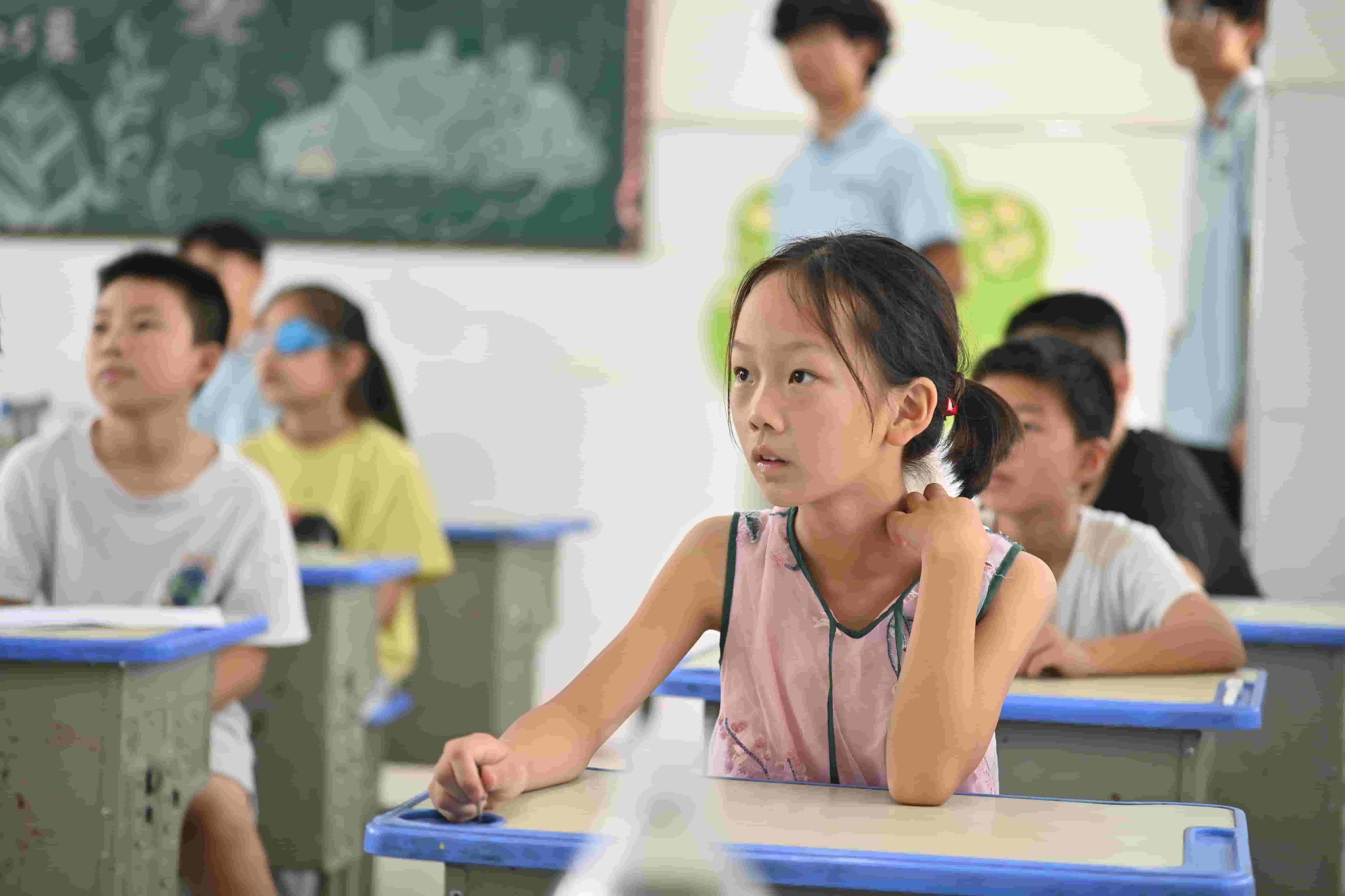 “雛鷹計劃”社會實踐隊：時光膠囊藏童夢 紅色基因潤童心