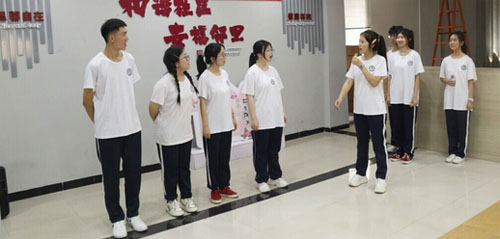  內(nèi)江師范學(xué)院三下鄉(xiāng)：廉潔揚(yáng)清風(fēng)，同心啟新程