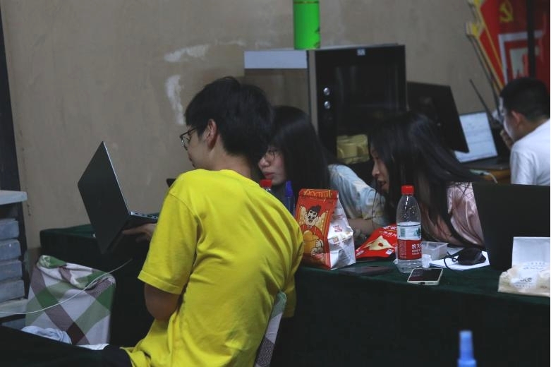 當“青年青”邂逅“延安紅”