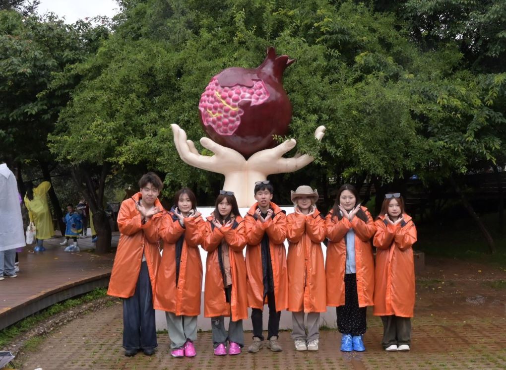 南航學子三下鄉：藝行滇南探紅跡，心繪白族傳非遺