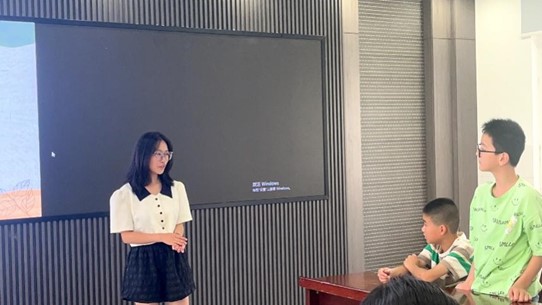 【薪火傳承——探尋中醫(yī)藥發(fā)展與文化傳播】“童心品五味，攜手續(xù)青囊”薪火實(shí)踐團(tuán)----澄江國(guó)醫(yī)學(xué)社深入華宏宣講中醫(yī)藥魅力