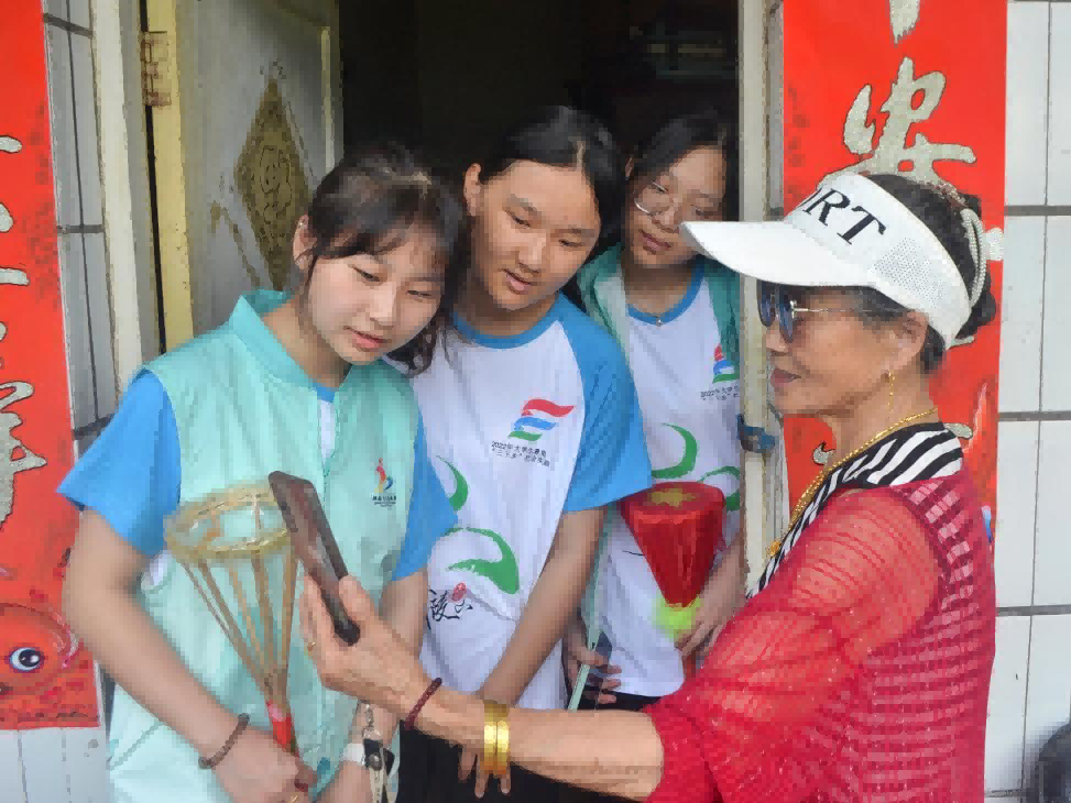 吉首大學“心系旅農”文旅志愿服務支隊深入探訪白族文化，助力仗鼓與仗鼓舞傳承發展