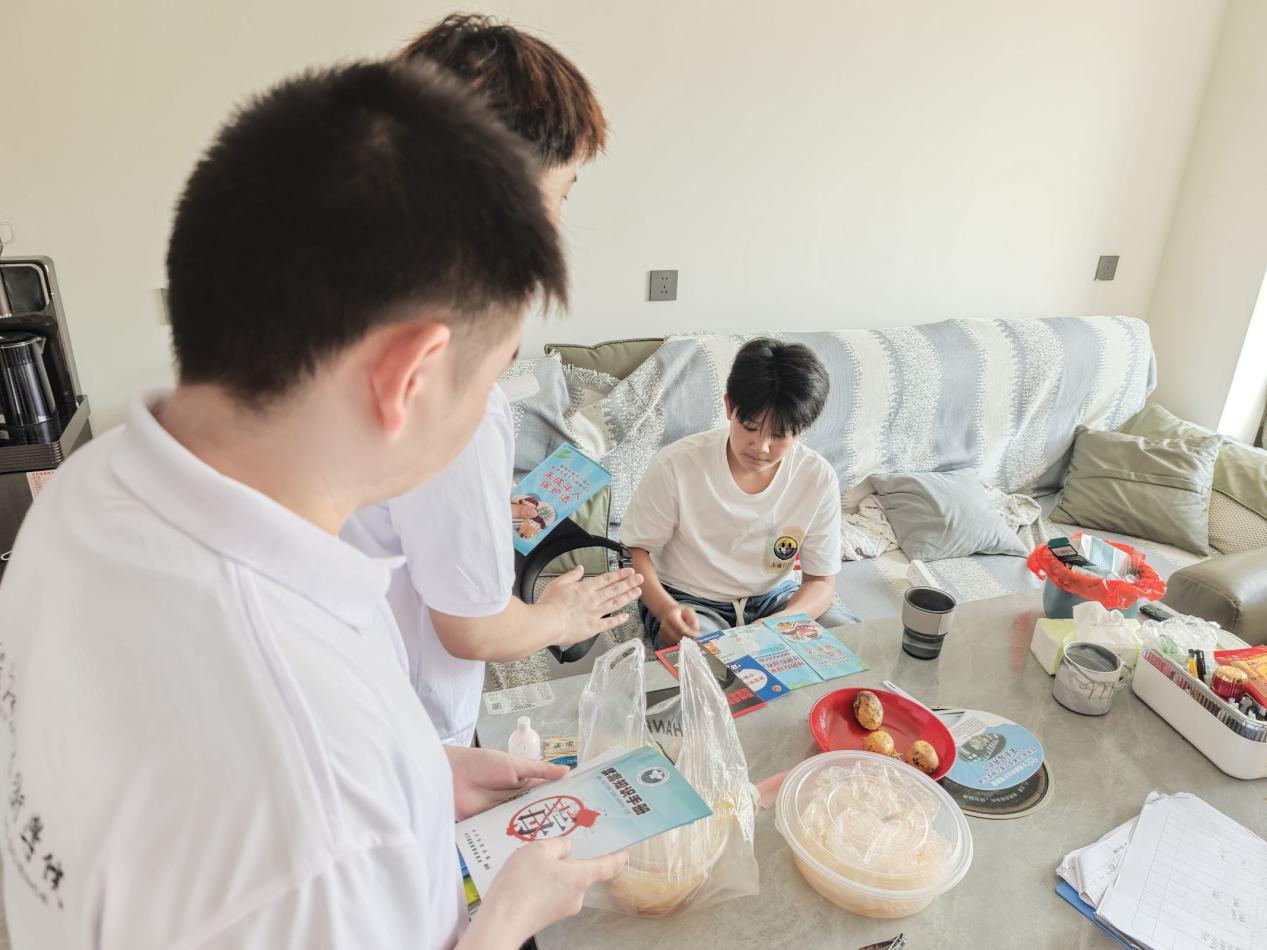 青春磚瓦筑防線，禁毒知識入社區