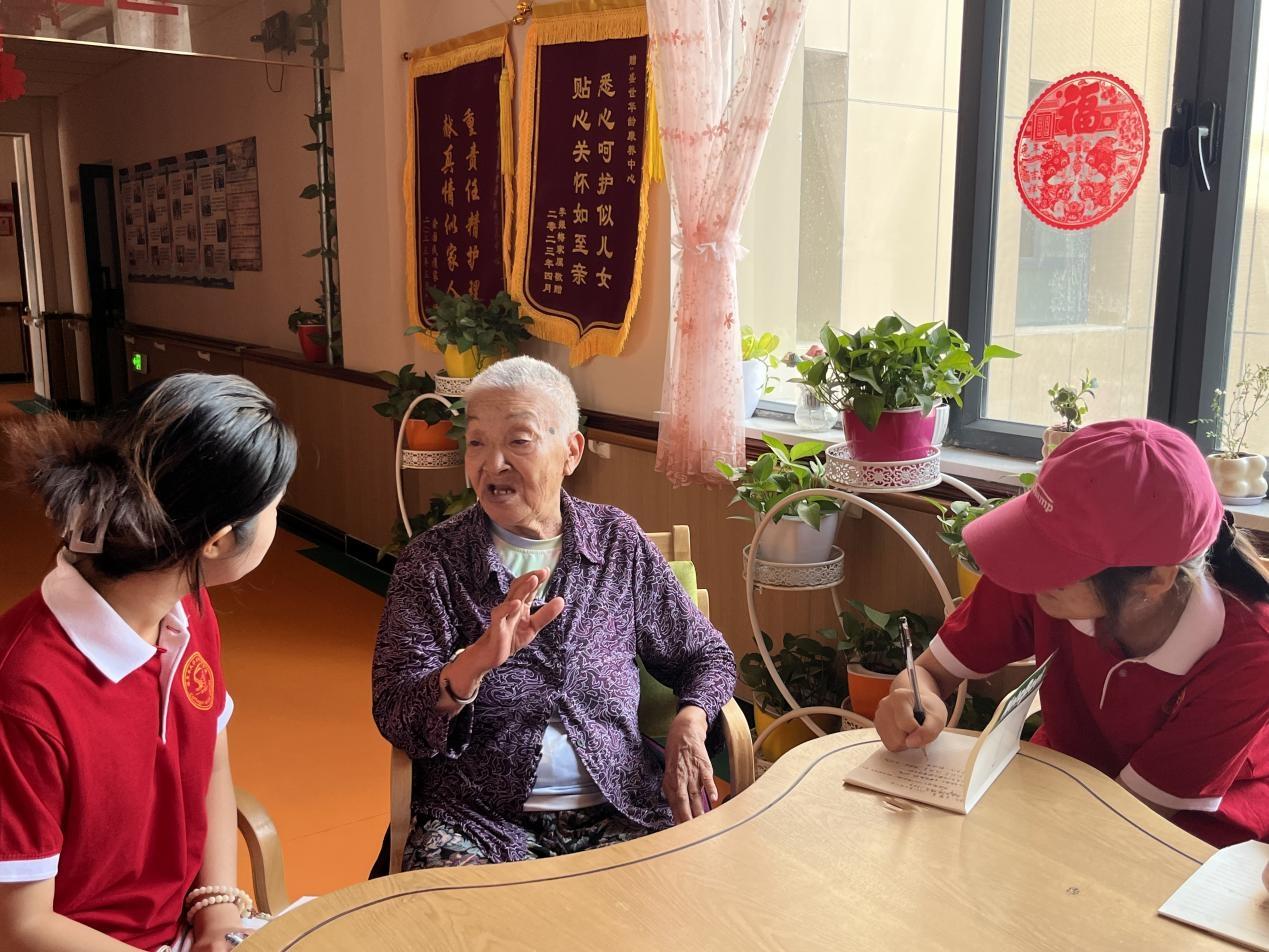 道德模范牛翠蓮：阿拉爾市的驕傲與榜樣