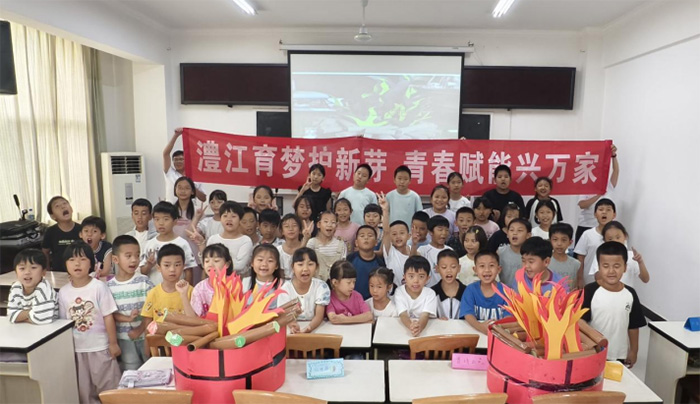 三下鄉(xiāng)進(jìn)行時(shí)：四耳小課堂“一研二習(xí)”促成長(zhǎng)