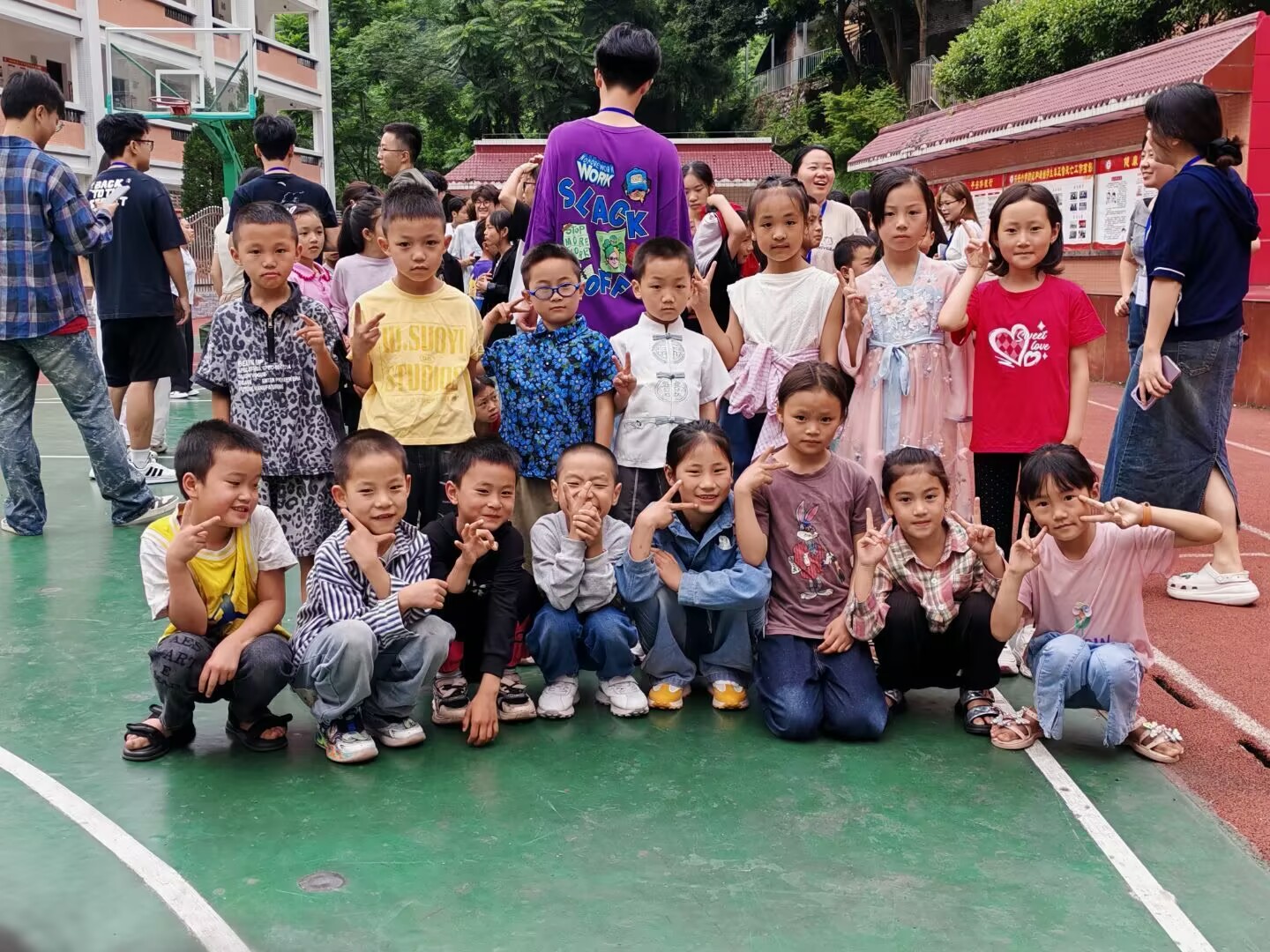 西南石油大學學子暑期實踐啟幕：“希冀之光”開營筑夢，班級建設凝力揚帆