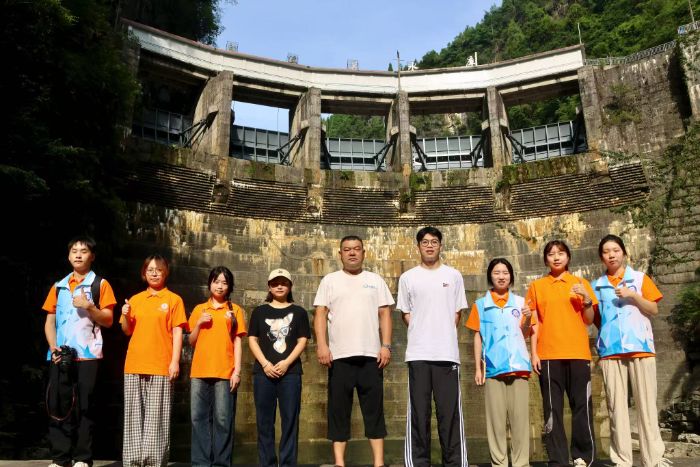 青春賦能振興路 文旅融合繪白溪 —湖南工商大學“望山”青禾服務隊赴白溪關村開展農文旅融合調研