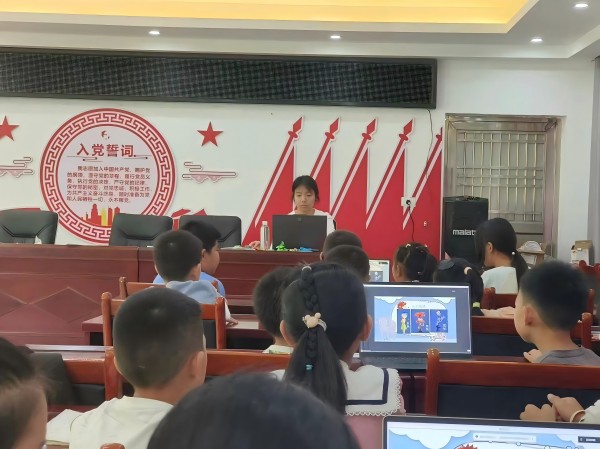 暑期社會(huì)實(shí)踐：做情緒的主人，讓生活充滿(mǎn)陽(yáng)光——武昌理工學(xué)院“青春筑夢(mèng)”通城志愿服務(wù)隊(duì)開(kāi)展心理健康課程