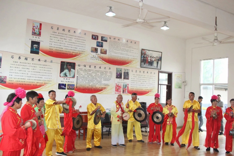 安徽師范大學音樂學院赴懷遠縣河溜鎮蓮花村“和美鄉村尋非遺，青春賦能花鼓燈”———百年傳承，生生不息