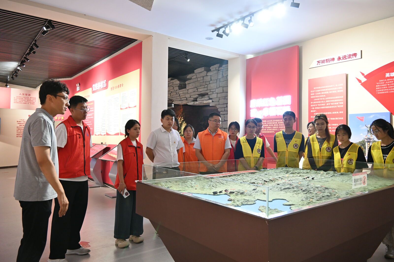 一抹絢麗的沂源紅