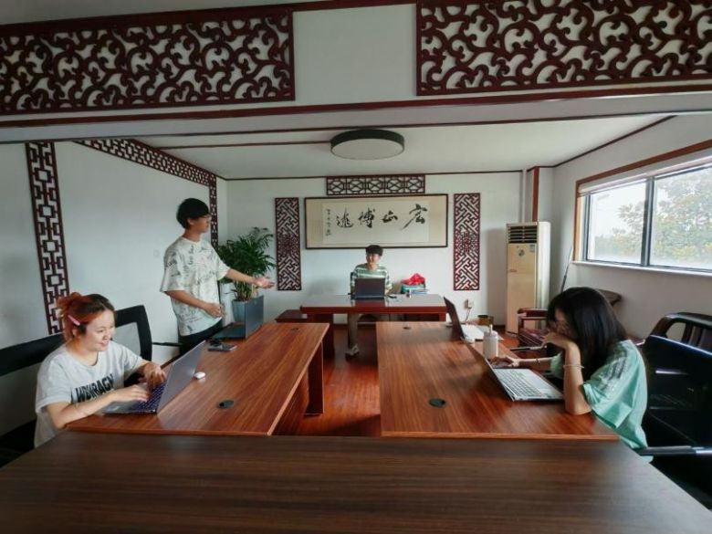 山東大學(xué)助翔支教團(tuán)赴棗莊支教隊(duì)啟動(dòng)儀式宣發(fā)