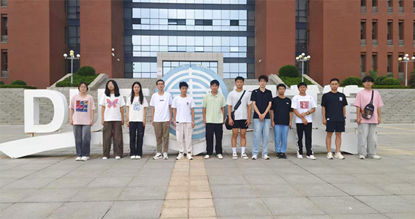 “紅色基因 · 青春力行”——大連理工大學(xué) “逐光計(jì)劃” 思政社會(huì)實(shí)踐團(tuán)在行動(dòng)！