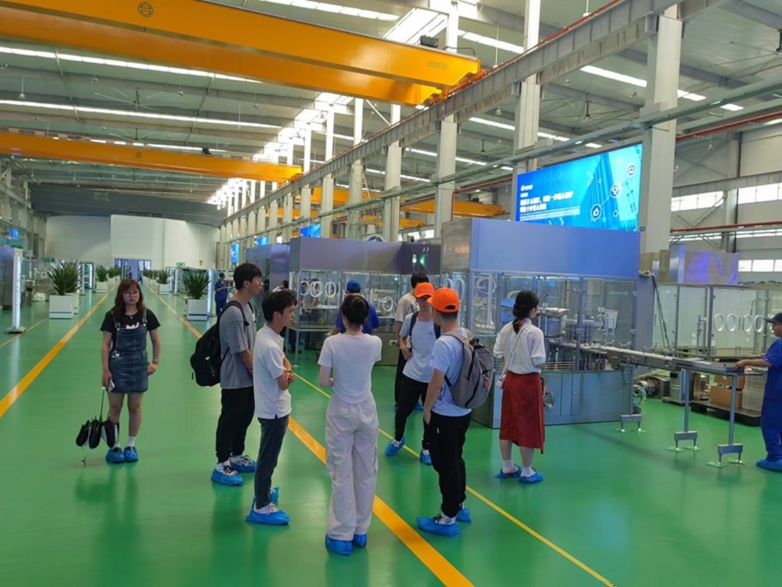 中南學子三下鄉：聚焦專精特新，探訪業內強企