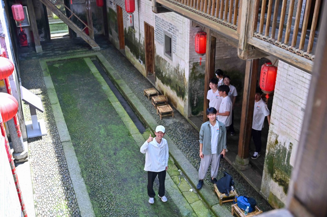 探尋滿堂圍樓，傳承文化根脈
