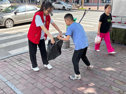 西安建筑科技大學赴陜西省銅川市耀州區支教暑期社會實踐團開展“情暖童心”專項實踐活動