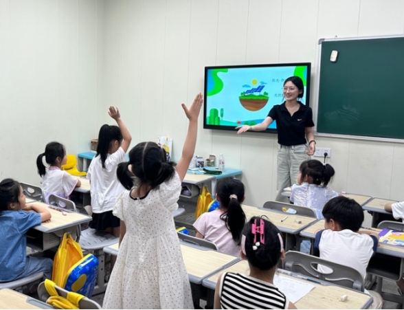 “碳”索七分鐘——雙碳科普進社區社會實踐團