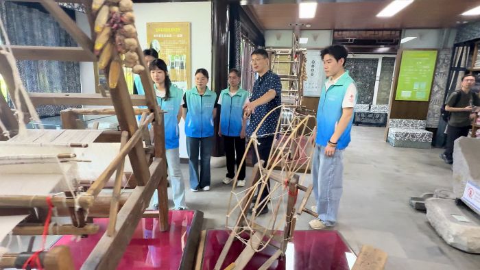 南通大學：探秘非遺藍印花布，貢獻青年傳承方案