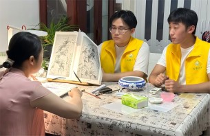 南交學子三下鄉：匠心獨運，瓷上生花，尋訪揚州瓷刻藝術