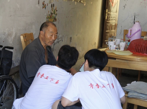 “繪就鄉(xiāng)韻·調(diào)研振興” ——合肥大學(xué)“墨染橋隧?繪筑鄉(xiāng)韻”實(shí)踐團(tuán)繼續(xù)深耕韓莊村