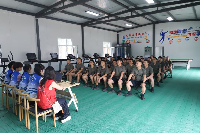 塔里木大學(xué)兵團(tuán)精神尋訪實(shí)踐團(tuán) ——赴某部開(kāi)展兵團(tuán)精神傳承交流活動(dòng)