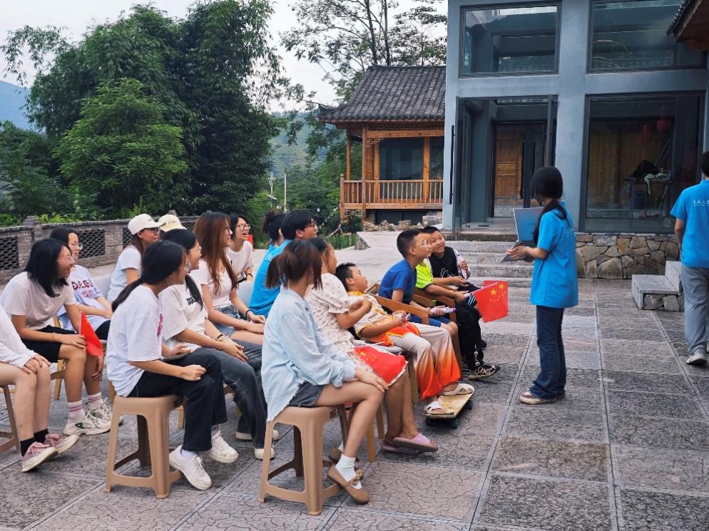 ?重人科學子深入酉陽，助力“小先生”普通話推廣行動